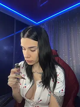 Queen of pain online show from November 27, 6:04 am