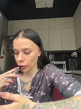 Queen of pain online show from March 21, 7:13 am