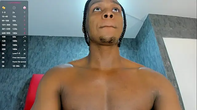 Snapshot of DominicSccott chatting on May 1, 1:05 pm DominicSccott online show from May 1, 1:05 pm