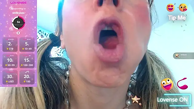 heidy sweetts online show from October 17, 11:46 am