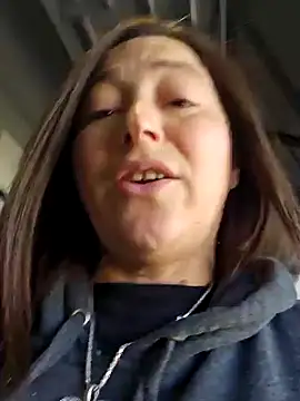 angelbaby1998 online show from January 12, 9:51 pm