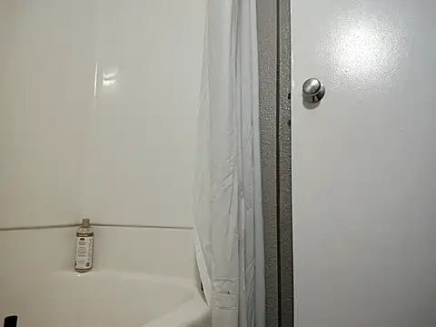 Snapshot of assonphatphat chatting on November 12, 11:43 am assonphatphat online show from November 12, 11:43 am