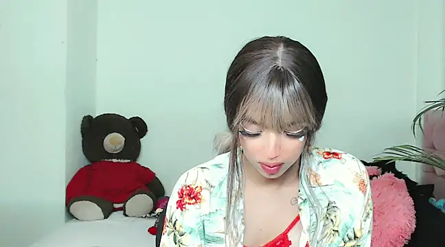 Snapshot of Tanedra_collings chatting on December 3, 5:53 am Tanedra collings online show from December 3, 5:53 am