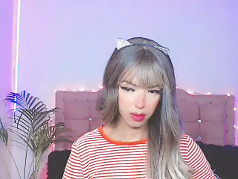 Snapshot of Tanedra_collings chatting on December 27, 6:35 am Tanedra collings online show from December 27, 6:35 am