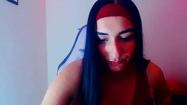 Snapshot of liz_dirty chatting on February 15, 10:28 pm liz dirty online show from February 15, 10:28 pm