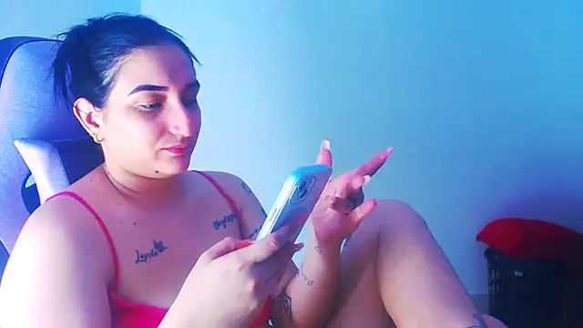 Snapshot of liz_dirty chatting on February 17, 10:38 pm liz dirty online show from February 17, 10:38 pm