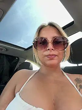Snapshot of Cute_Anissa chatting on June 29, 9:48 am Cute Anissa online show from June 29, 9:48 am