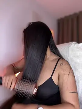 Snapshot of Merloth chatting on February 1, 4:11 am Merloth online show from February 1, 4:11 am