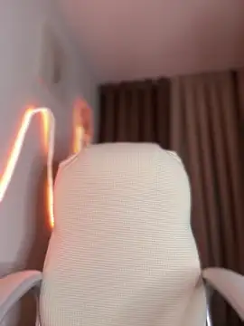 Snapshot of Merloth chatting on February 7, 11:14 am Merloth online show from February 7, 11:14 am