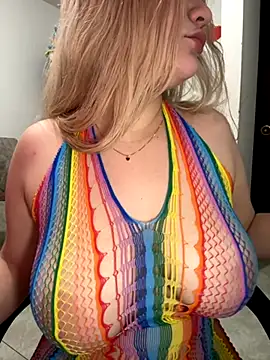 Celestedubois online show from December 4, 7:11 pm