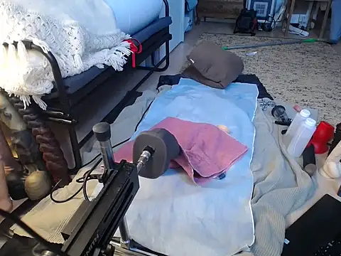 natjuk online show from December 19, 10:55 am