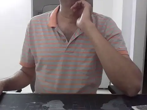 Snapshot of mrose8080 chatting on March 24, 6:24 pm mrose8080 online show from March 24, 6:24 pm