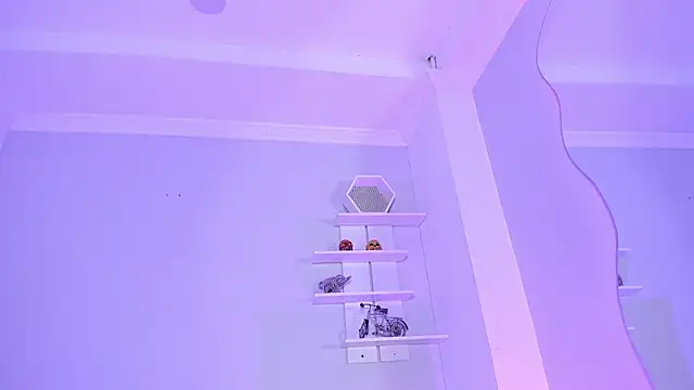 CamileHolmes online show from February 14, 3:54 am