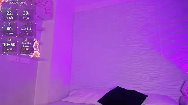 CamileHolmes online show from November 8, 7:19 am