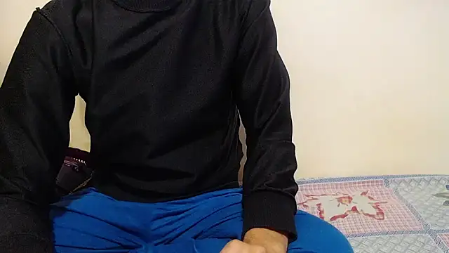 Alexdelarge323 online show from February 14, 9:45 am