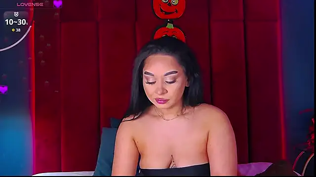 MadyLuxxx online show from October 29, 7:59 pm