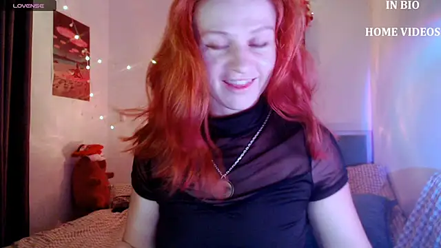Snapshot of Cassie_Wild chatting on January 18, 2:43 pm Cassie Wild online show from January 18, 2:43 pm