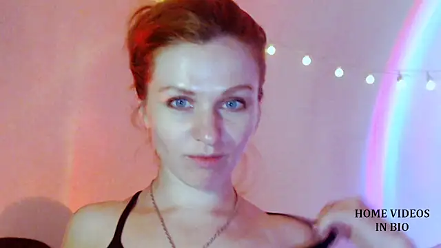 Snapshot of Cassie_Wild chatting on February 8, 1:47 pm Cassie Wild online show from February 8, 1:47 pm