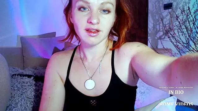 Snapshot of Cassie_Wild chatting on February 20, 1:33 pm Cassie Wild online show from February 20, 1:33 pm