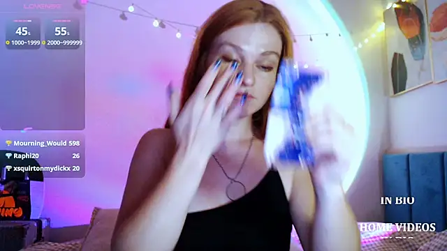 Snapshot of Cassie_Wild chatting on February 25, 11:20 am Cassie Wild online show from February 25, 11:20 am