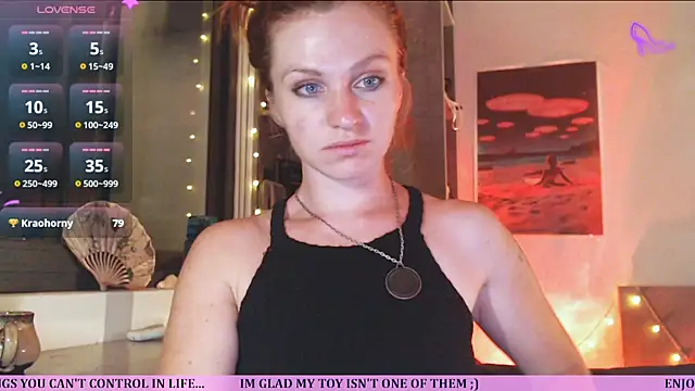 Snapshot of Cassie_Wild chatting on May 11, 12:55 pm Cassie Wild online show from May 11, 12:55 pm