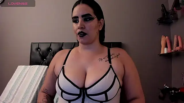 MariaGaitan online show from October 23, 7:01 pm