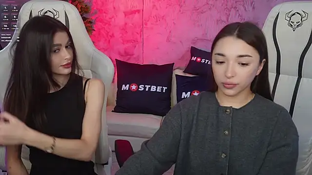 Jasmine Flow online show from December 17, 1:49 pm