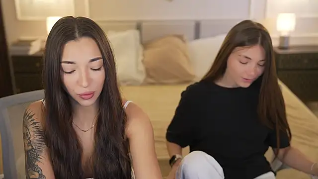 Jasmine Flow online show from November 1, 8:05 am