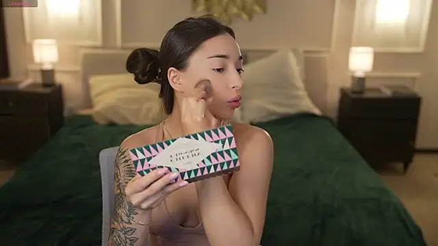 Jasmine Flow online show from February 21, 8:26 am