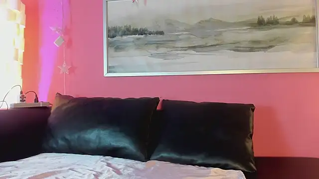 Tiffanysurez  online show from November 25, 8:53 pm