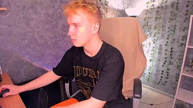 AlexxSweet online show from December 15, 10:50 am