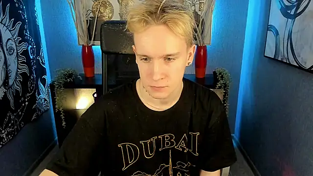 AlexxSweet online show from December 18, 7:47 am