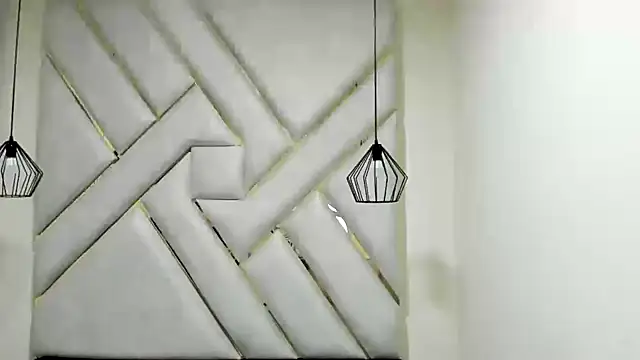 nalalye cruzz  online show from February 28, 3:04 am