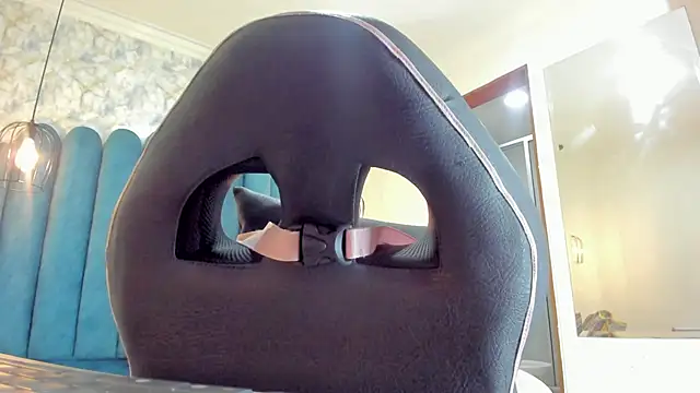 nalalye cruzz  online show from October 9, 2:09 am