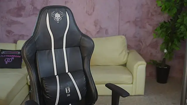 Snapshot of Anabelka054 chatting on November 3, 4:30 pm Anabelka054 online show from November 3, 4:30 pm