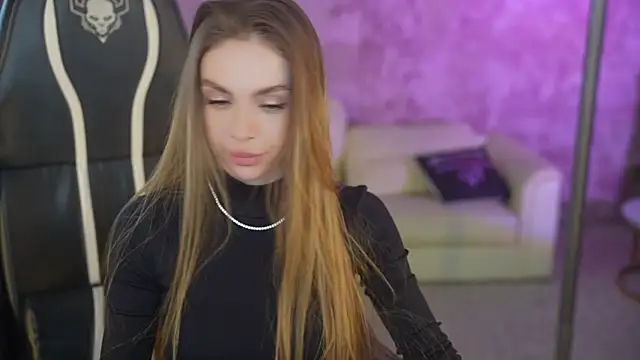 Snapshot of Anabelka054 chatting on January 6, 11:36 am Anabelka054 online show from January 6, 11:36 am