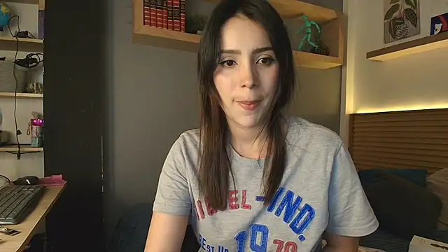 alicewilloww online show from October 10, 9:14 pm