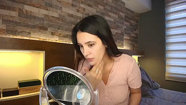 alicewilloww online show from October 17, 10:01 pm