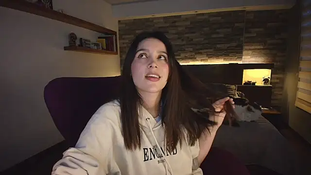 alicewilloww online show from October 20, 10:43 pm