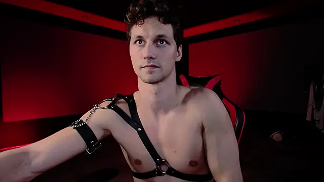 dirty-boss online show from March 14, 6:39 pm