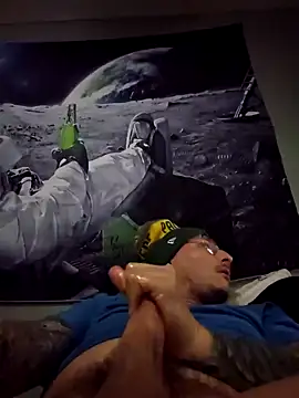 MrBiggBallz online show from January 14, 9:13 am