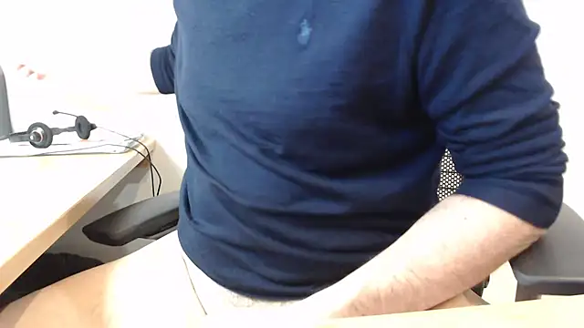 3lr0nde online show from April 14, 8:42 am