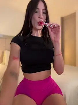 Im Valentina online show from April 7, 11:26 pm