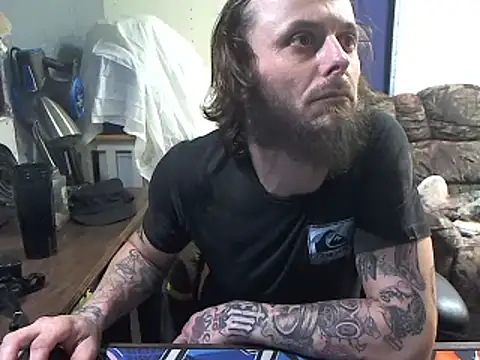 CloudDadddyyy420 online show from February 14, 9:22 pm