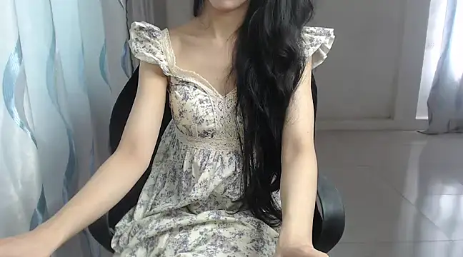 TinyGirls online show from January 6, 5:19 am