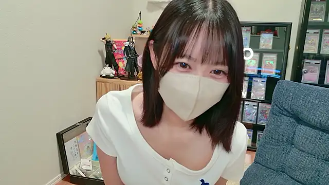 Snapshot of HIKARI_x0 chatting on October 7, 2:14 pm HIKARI x0 online show from October 7, 2:14 pm