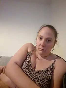 Wisie Cutie online show from February 16, 9:59 pm