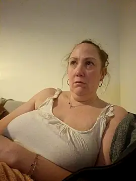 Wisie Cutie online show from February 17, 9:52 pm