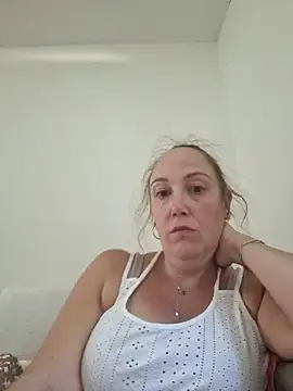 Wisie Cutie online show from September 17, 3:14 pm