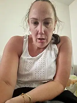 Wisie Cutie online show from September 22, 2:30 pm